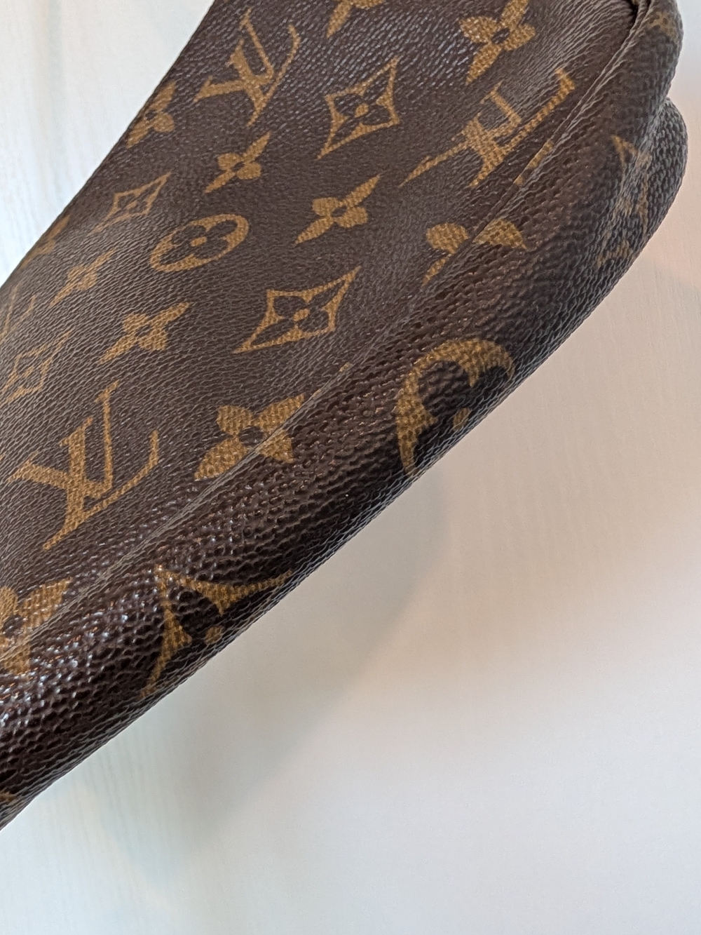 Louis Vuitton Vintage Brown Monogram Pochette - Picture 4 of 9
